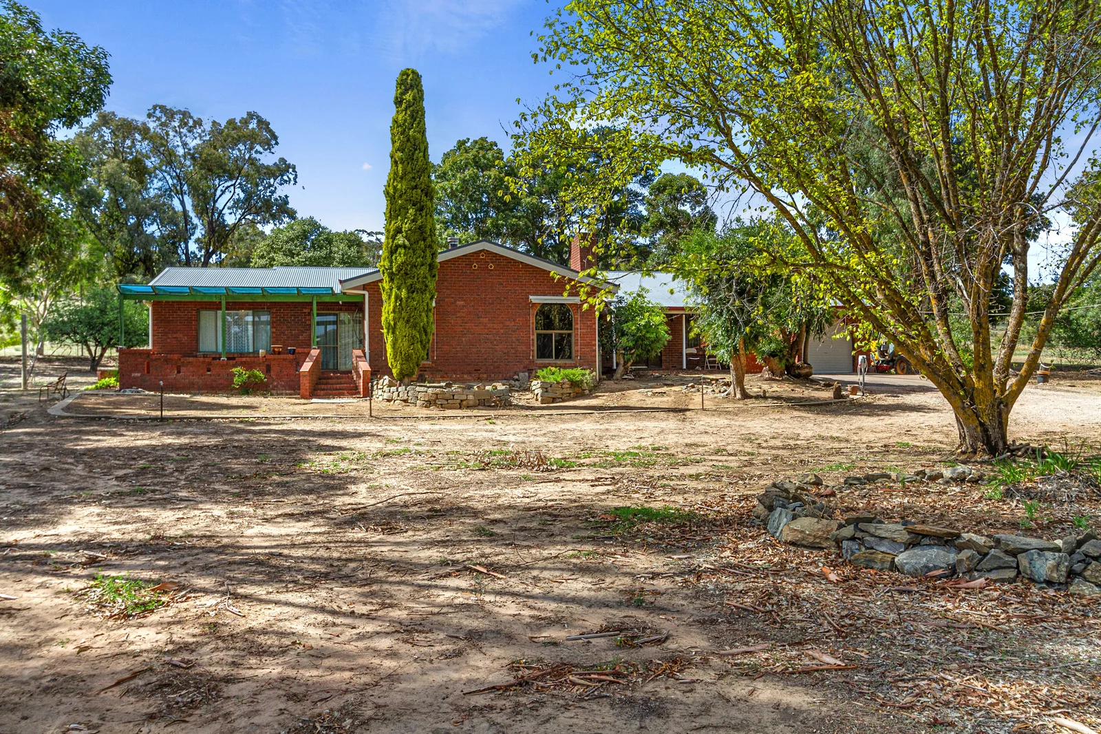 229 Neagles Rock Road, Clare SA 5453