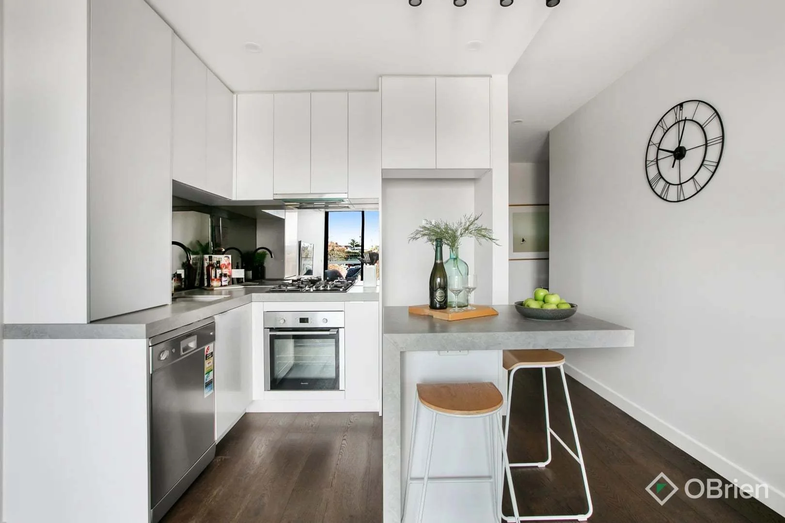 204/501 Plenty Road, Preston VIC 3072 photo 3