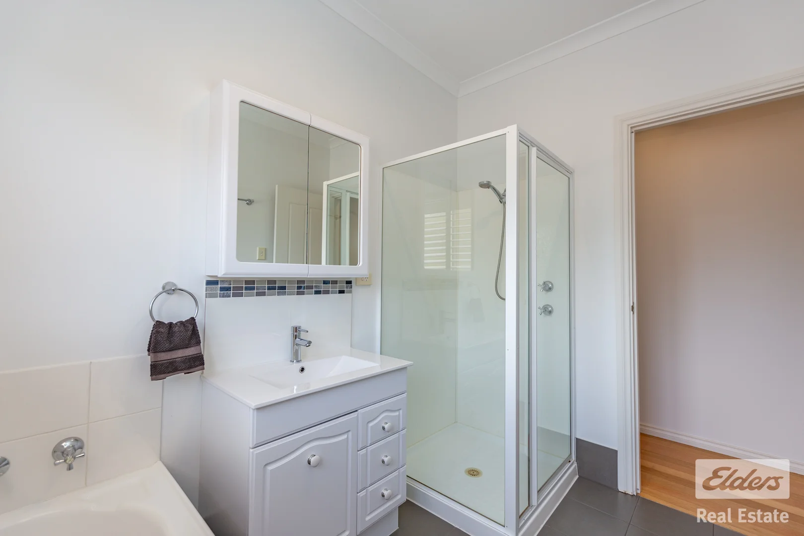 Additional image 26 of 28 Roberts Vale, Hoddys Well WA 6566