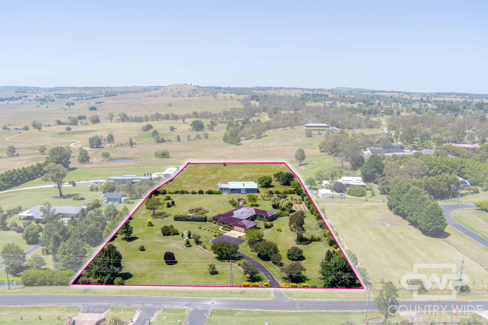 Additional image 2 of 8 Elm Street, Guyra NSW 2365