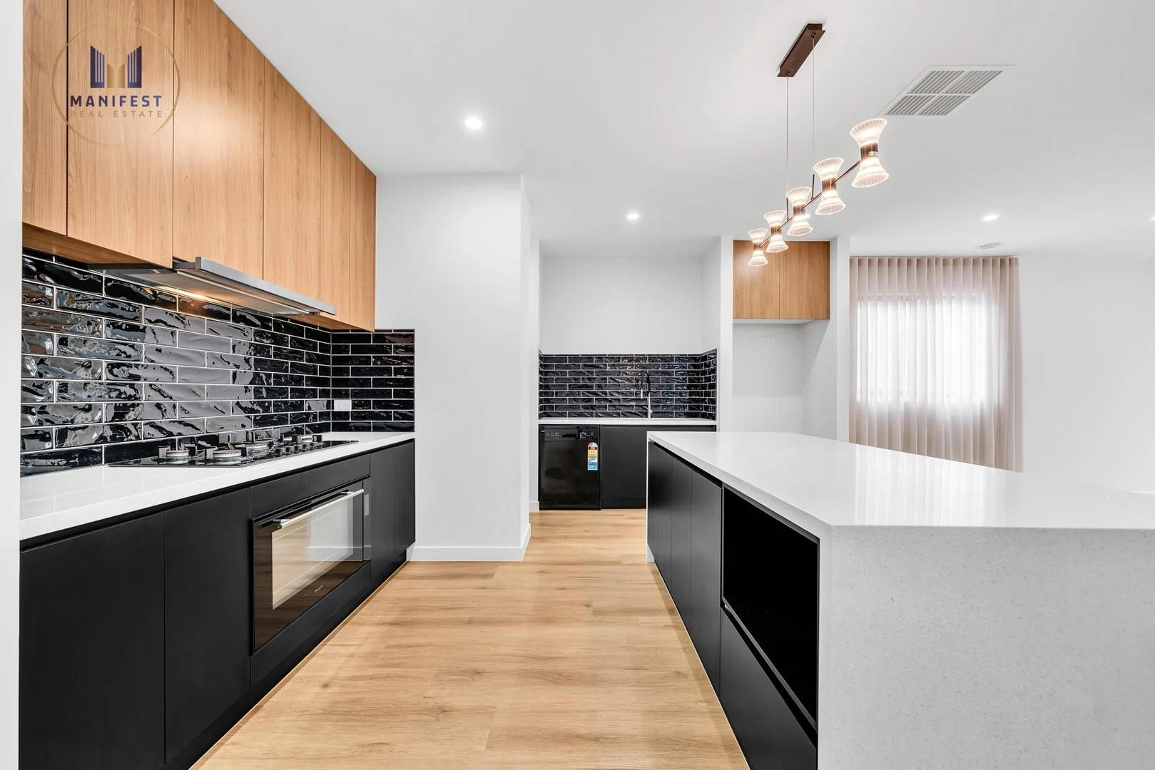 10 Hemsworth Road, Weir Views VIC 3338
