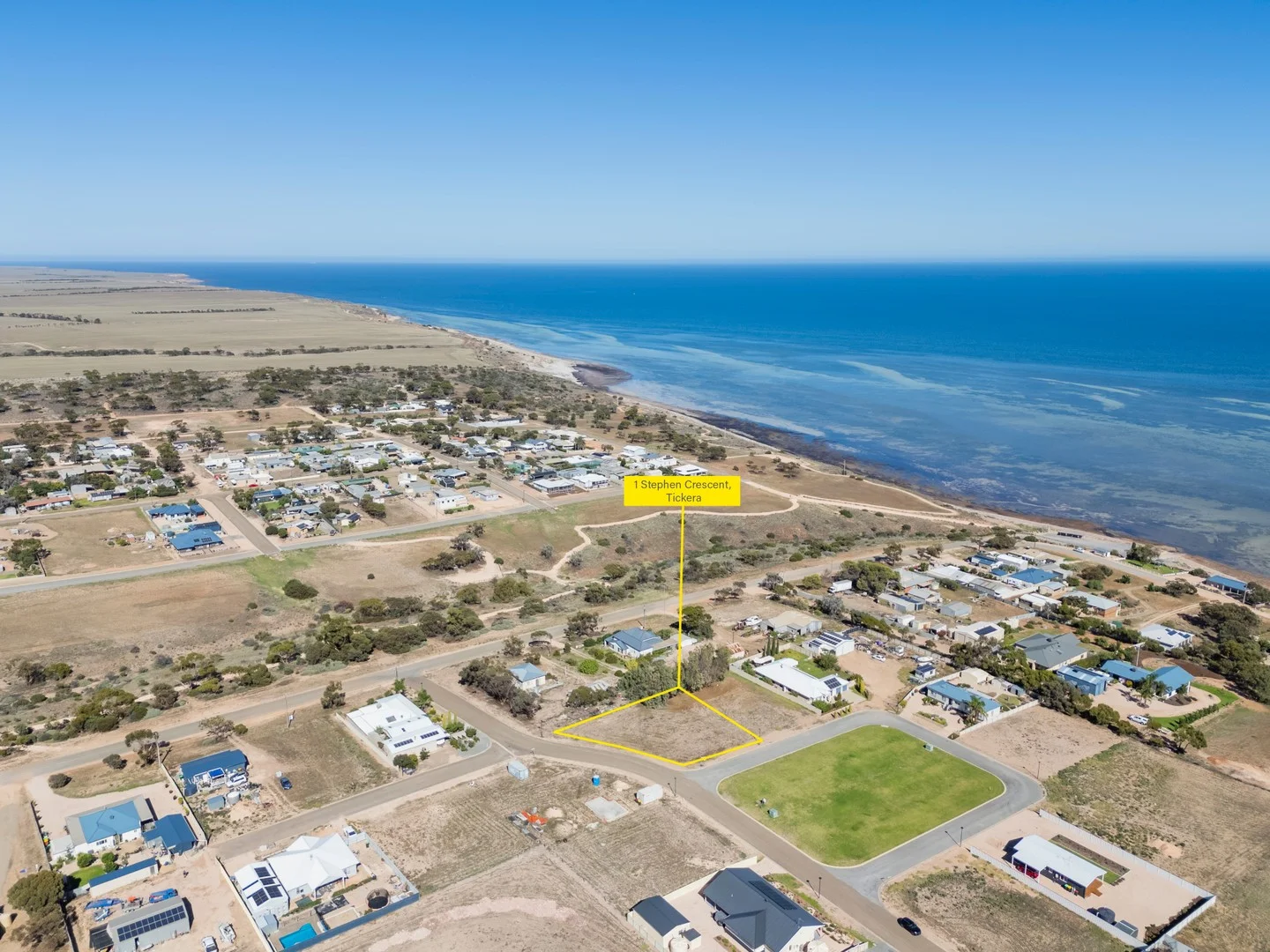 1 Stephen Crescent, Tickera SA 5555