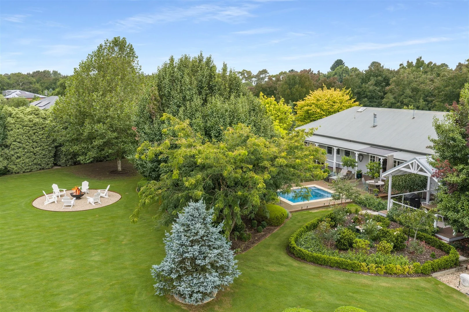 24 Highland Drive, Bowral NSW 2576 photo 2