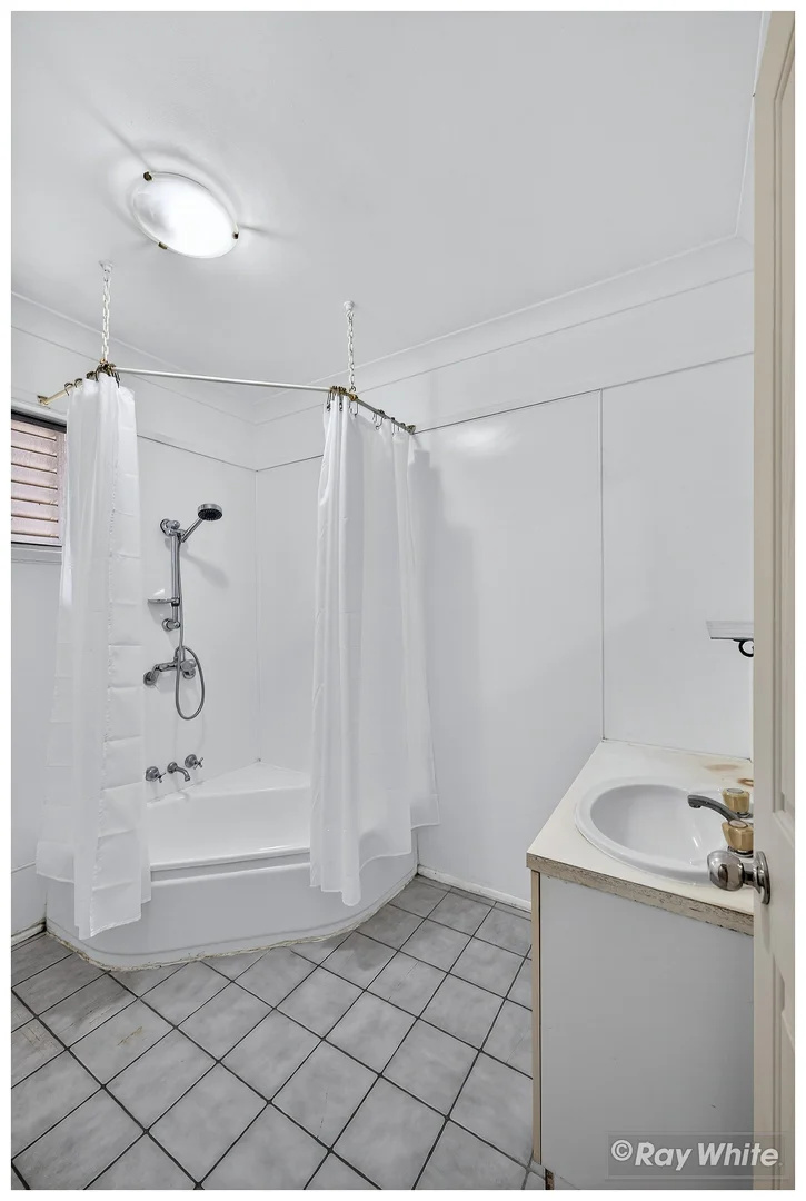 Additional image 43 of 19 Symons Street, Park Avenue QLD 4701