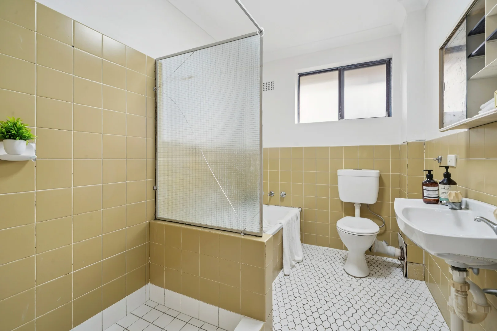 Additional image 10 of 9/1-5 Burdett Street, Hornsby NSW 2077
