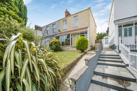 West Cross Avenue, Swansea SA3