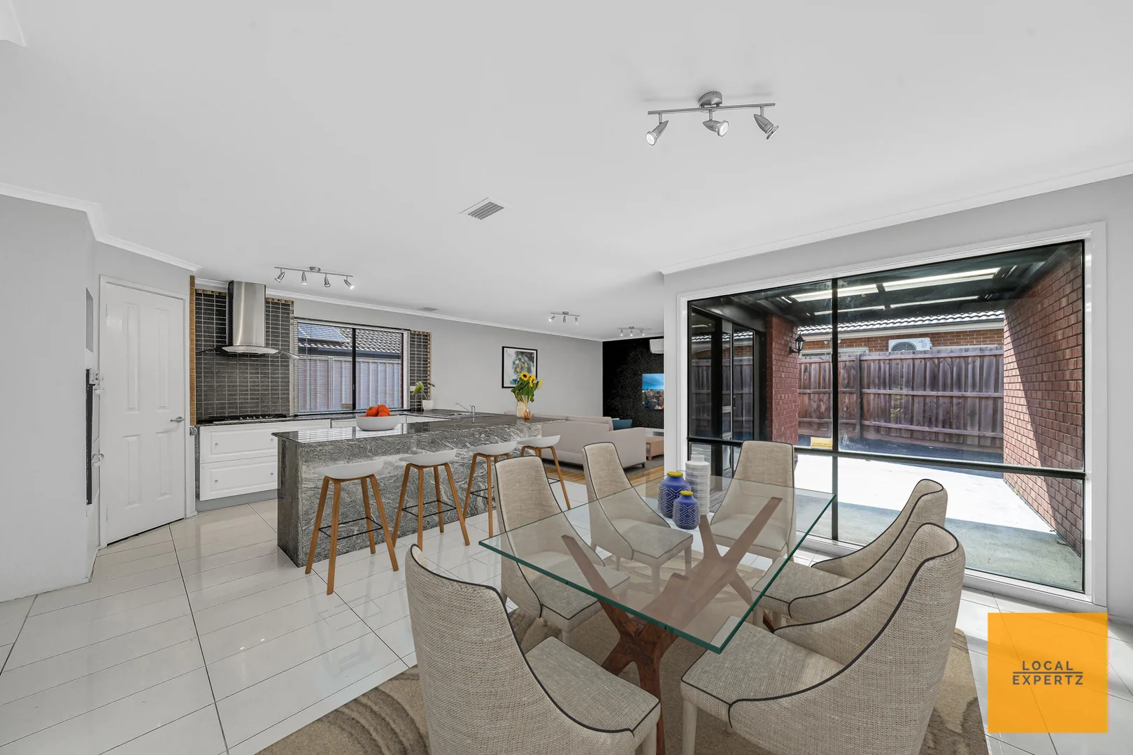 Additional image 3 of 1/74 Dundee Way, Sydenham VIC 3037