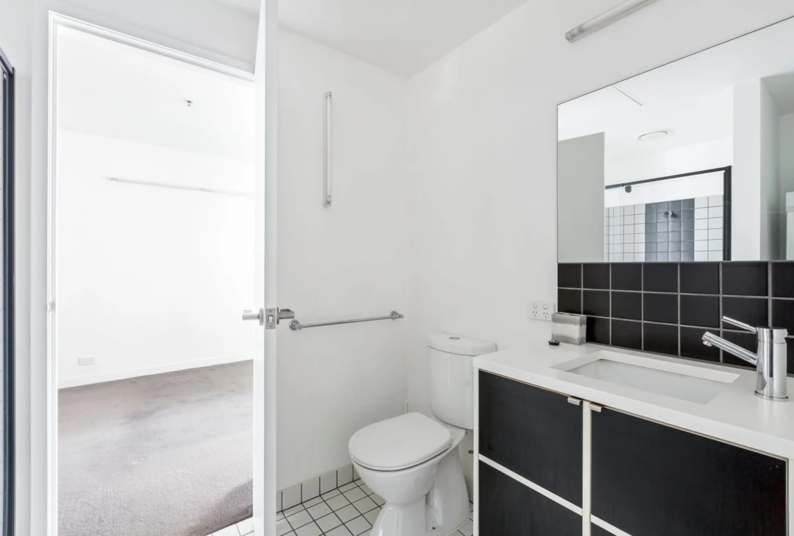 Additional image 7 of 1303/31 Abeckett Street, Melbourne VIC 3000