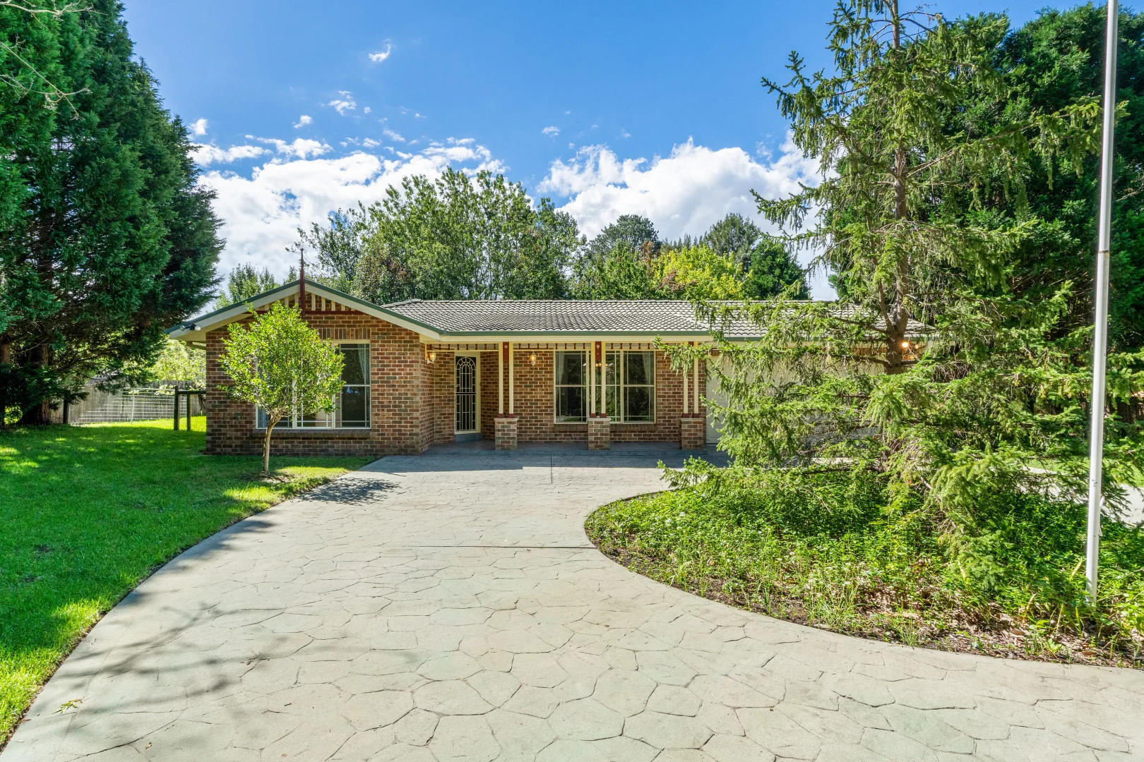 Additional image 13 of 11 Cypress Parade, Bowral NSW 2576