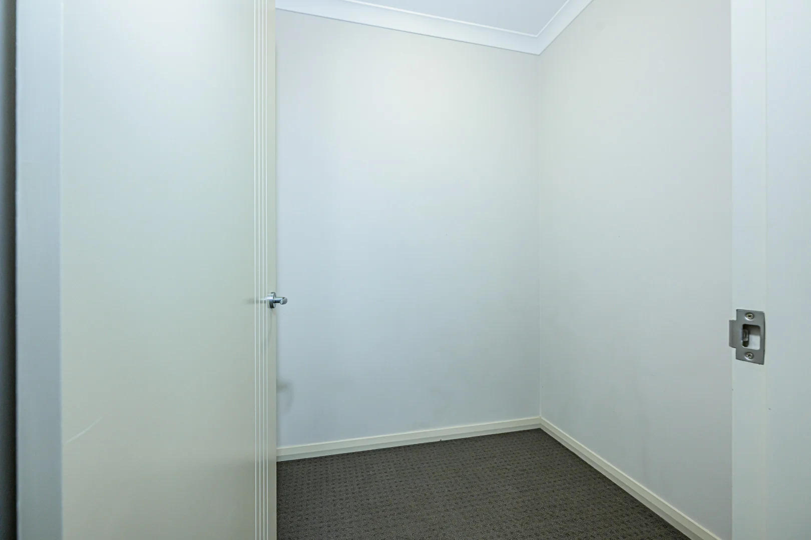 Additional image 8 of 2/20 The Crescent, Midland WA 6056