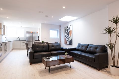 Marlborough Road, Swansea SA2
