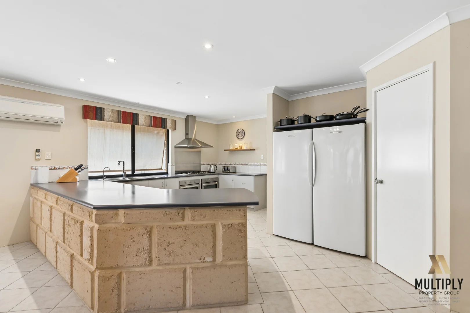 Additional image 22 of 31 Thomas Street, South Lake WA 6164