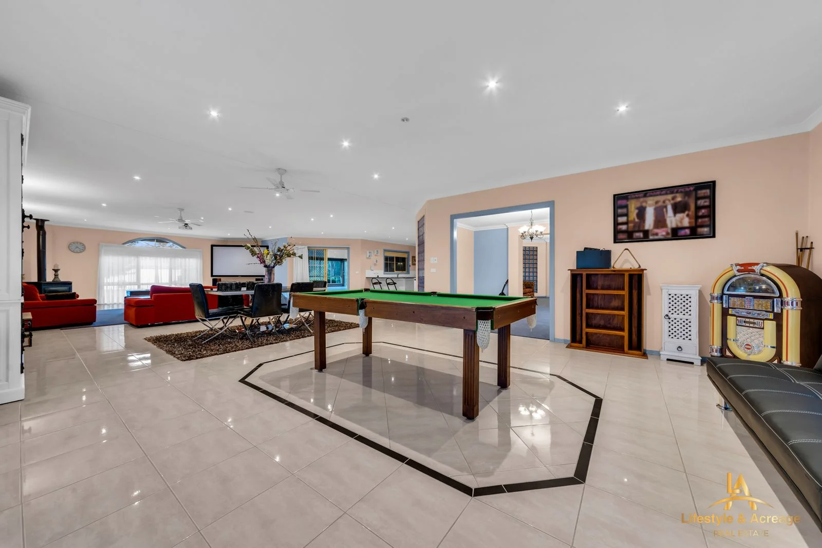 Additional image 8 of 12 NOTTINGHAM COURT, Drouin VIC 3818