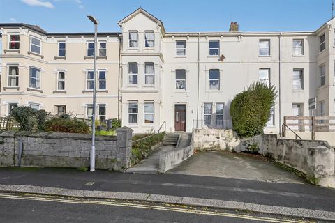 College Avenue, Mannamead, Plymouth PL4