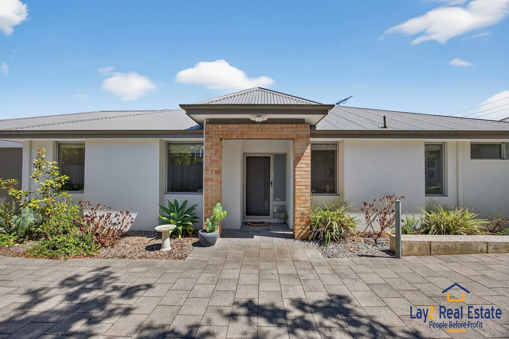 2/8A Roberts Street, Bayswater WA 6053