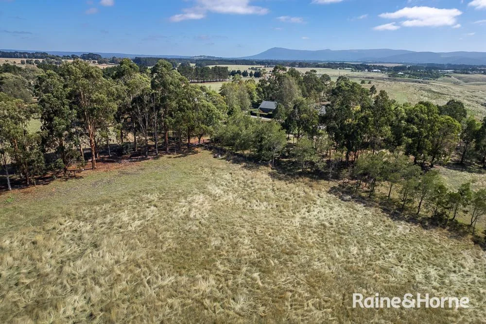 Additional image 29 of 42 Rockglen Way, Gisborne VIC 3437