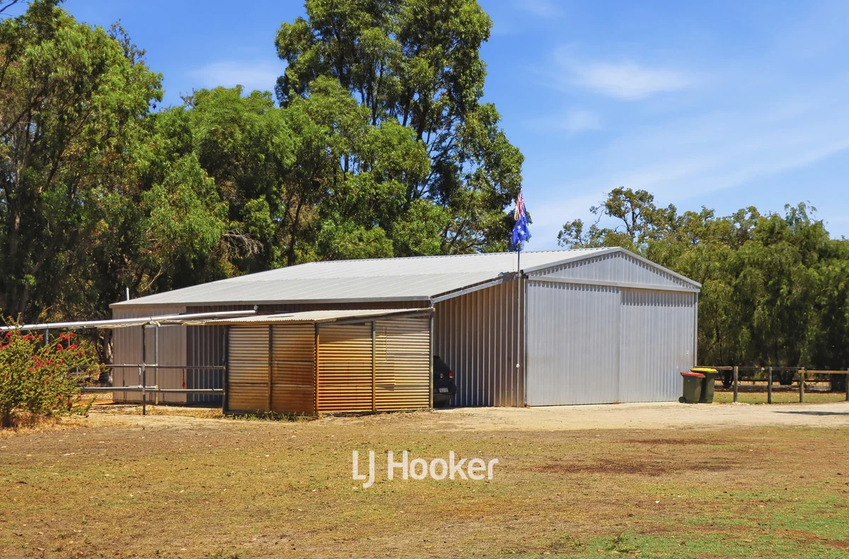 84 Kangaroo Loop, Birchmont WA 6214 photo 3