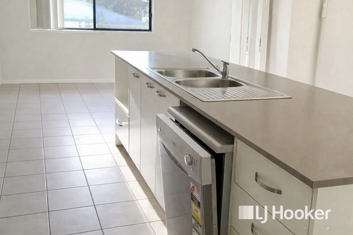Additional image 3 of 5A Jacklin Drive, Glenore Grove QLD 4342