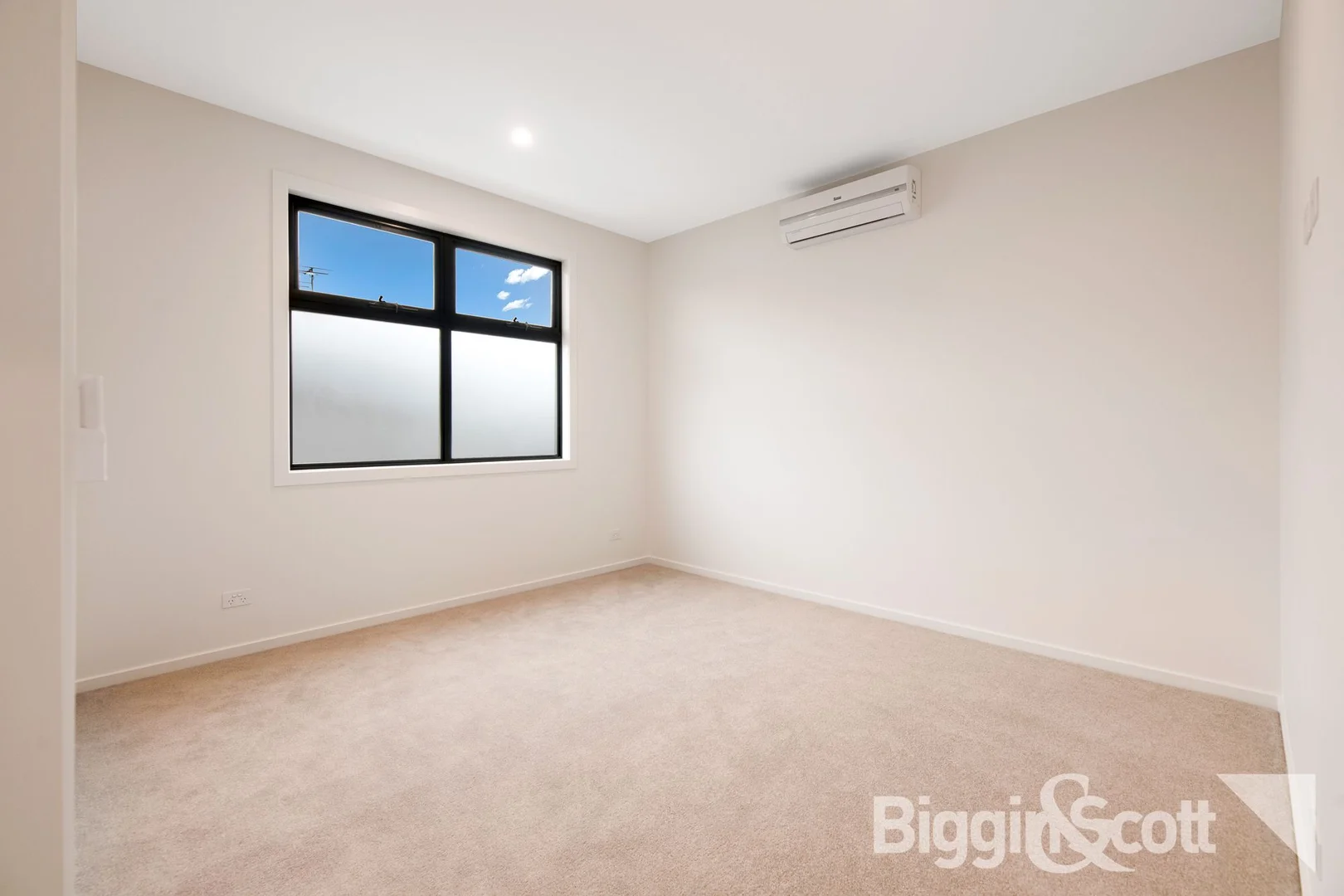 Additional image 7 of 2/17 Dunedin Street, Maidstone VIC 3012
