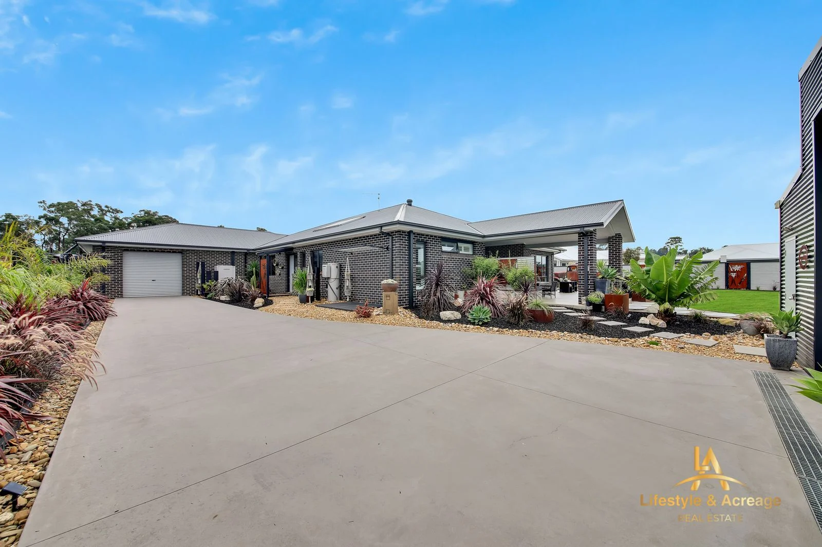 Additional image 28 of 30 OAKMONT DRIVE, Drouin VIC 3818