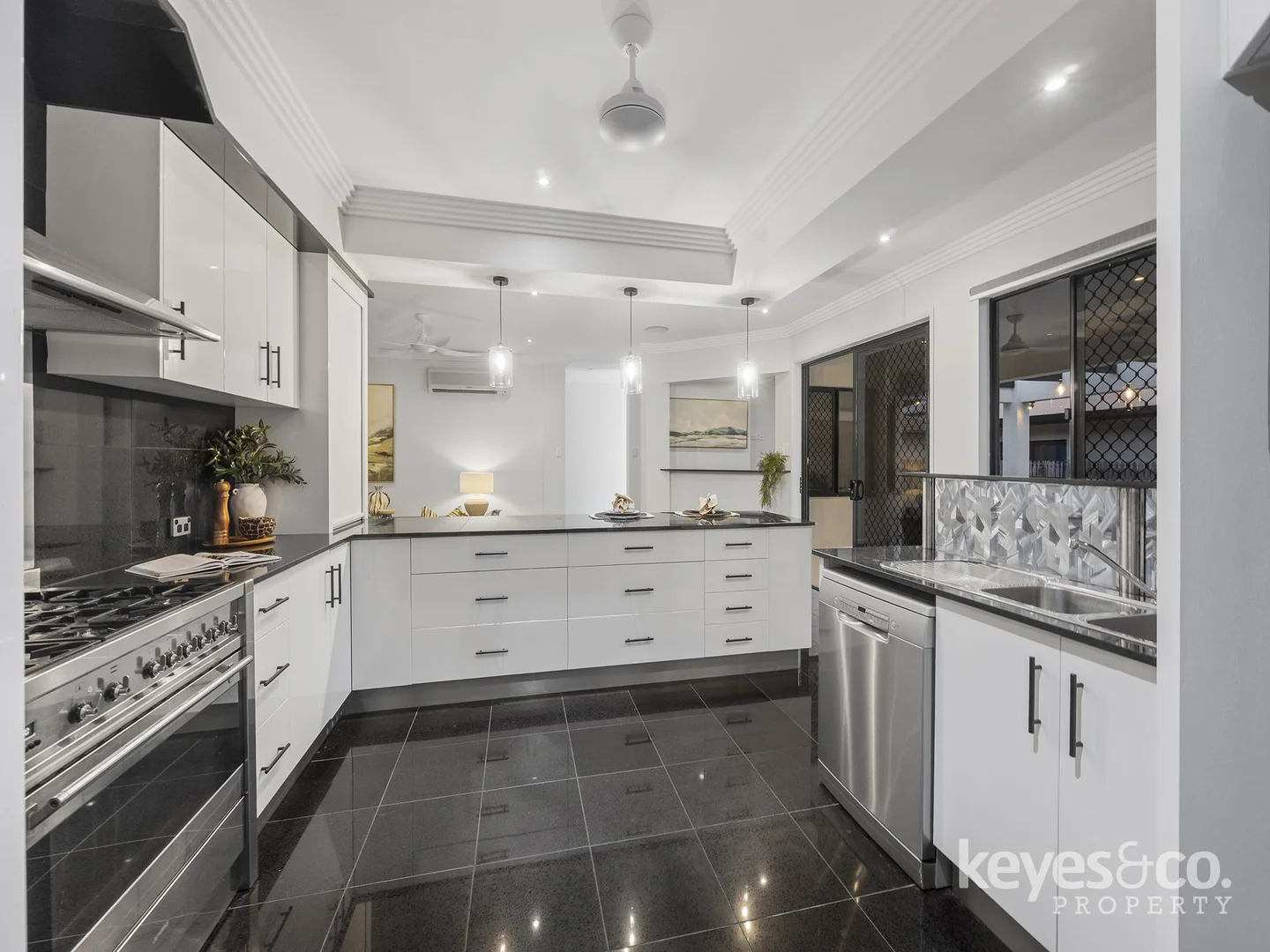 Additional image 4 of 2 Harrington Court, Douglas QLD 4814
