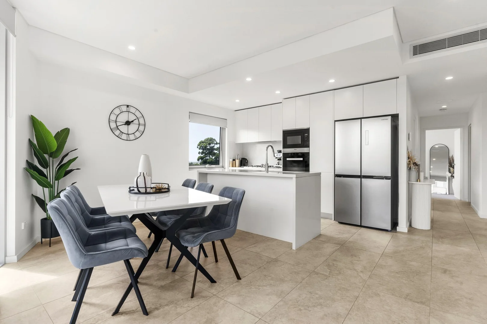 Additional image 2 of 301/40 Kiora Road, Miranda NSW 2228
