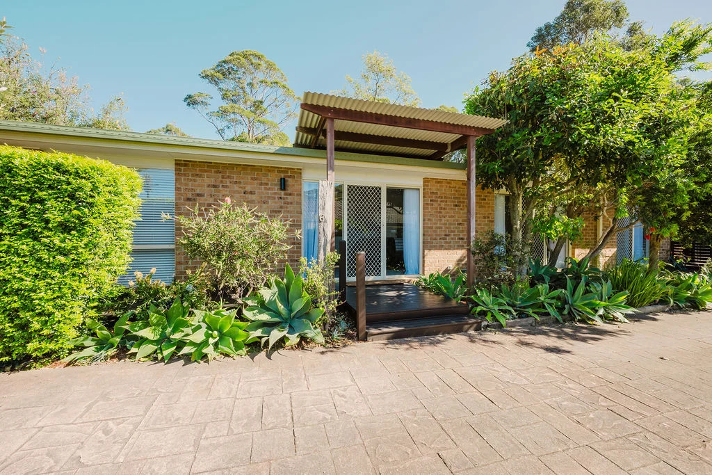 6A Woodglen Crescent, Mollymook Beach NSW 2539