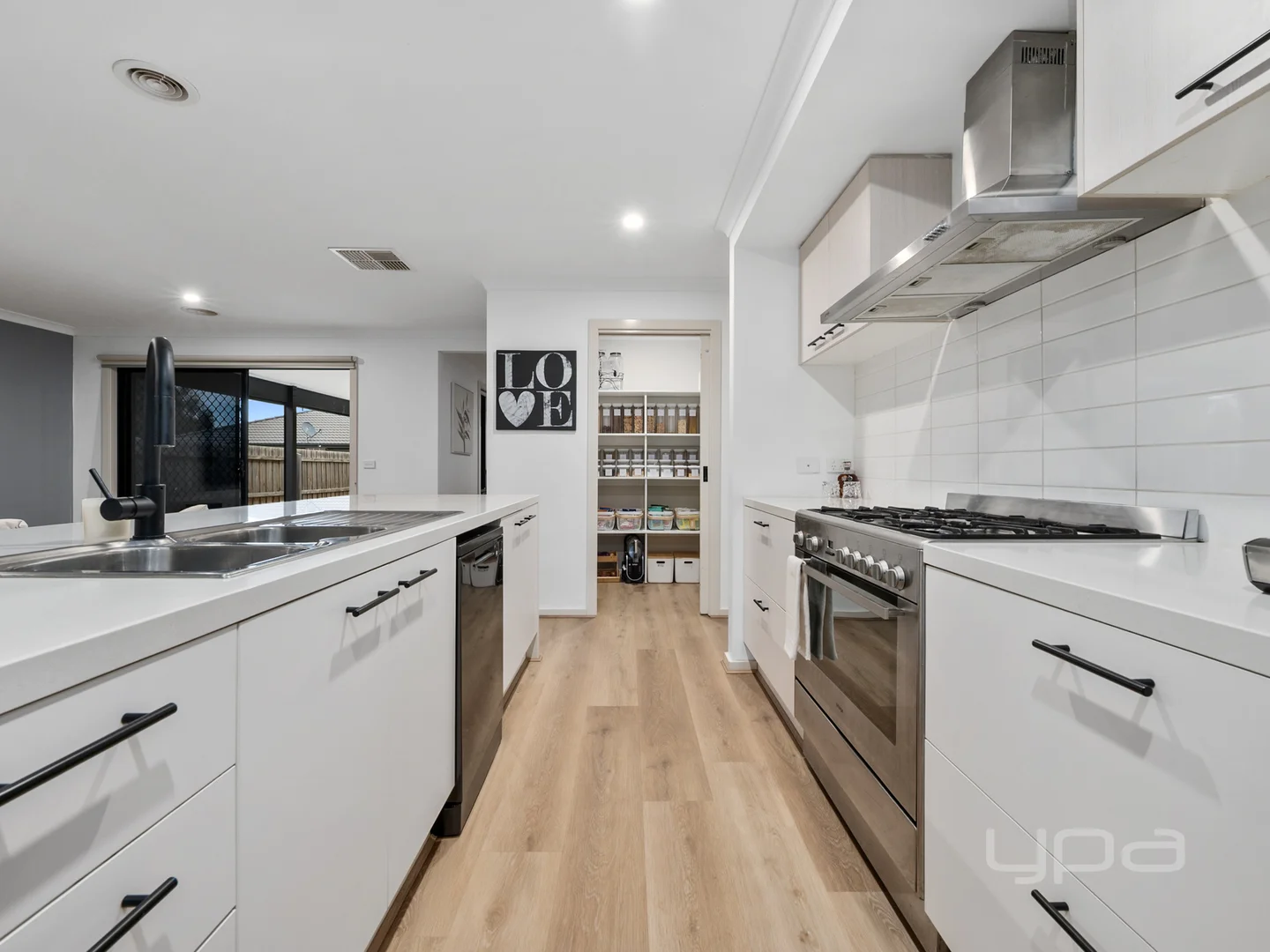 Additional image 9 of 5 Mandurah Crescent, Harkness VIC 3337