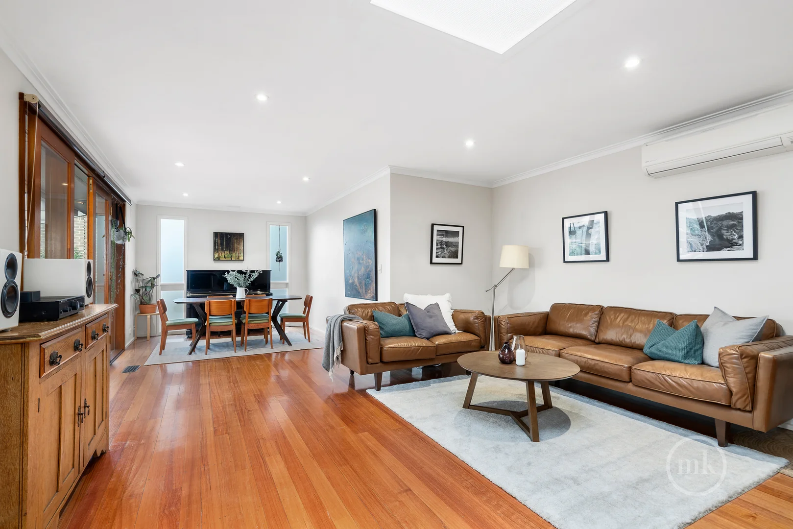 32 Scenic Crescent, Eltham North VIC 3095