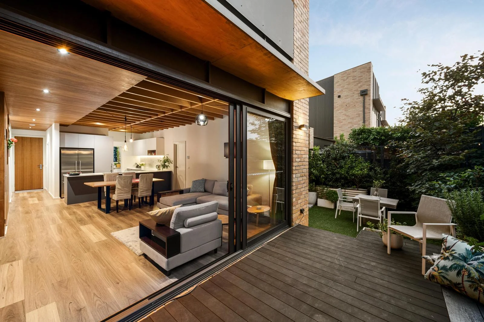 4/4 Strettle Street, Thornbury VIC 3071