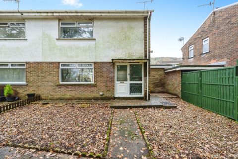 Tyle-Teg, Clydach, Swansea SA6