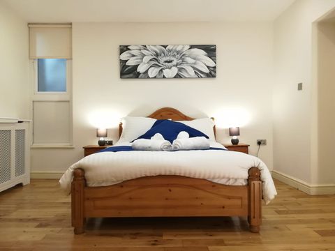 Sketty Road, Swansea SA2