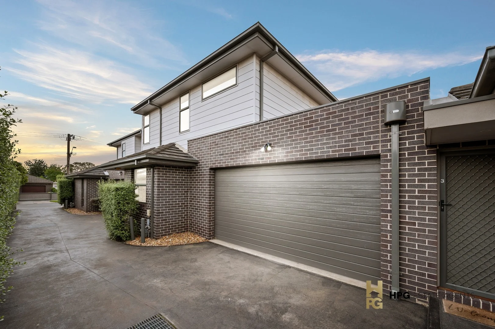 2/40 McNamara Avenue, Airport West VIC 3042