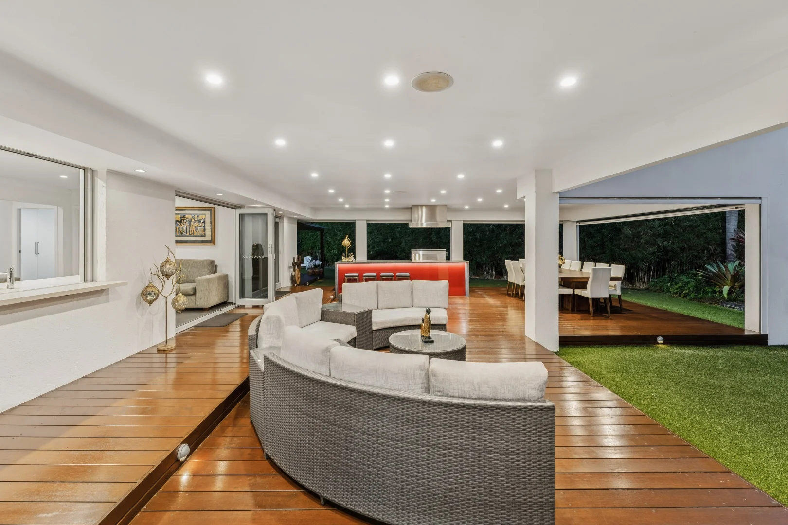 Additional image 8 of 728 Nerang Broadbeach Road & 6 Reid Court, Carrara QLD 4211