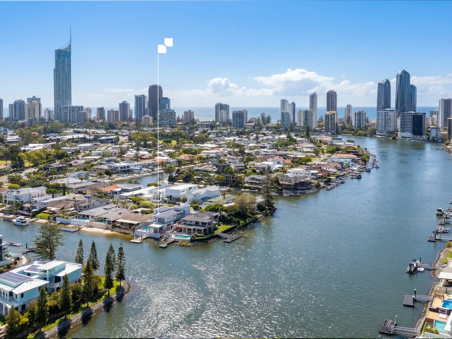 21 Etna Street, Isle Of Capri QLD 4217