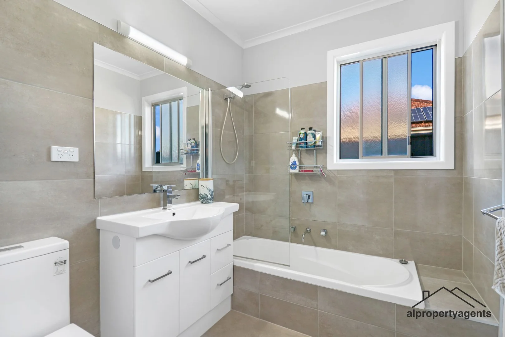 Additional image 9 of 2/81 Williams Road, Horsham VIC 3400