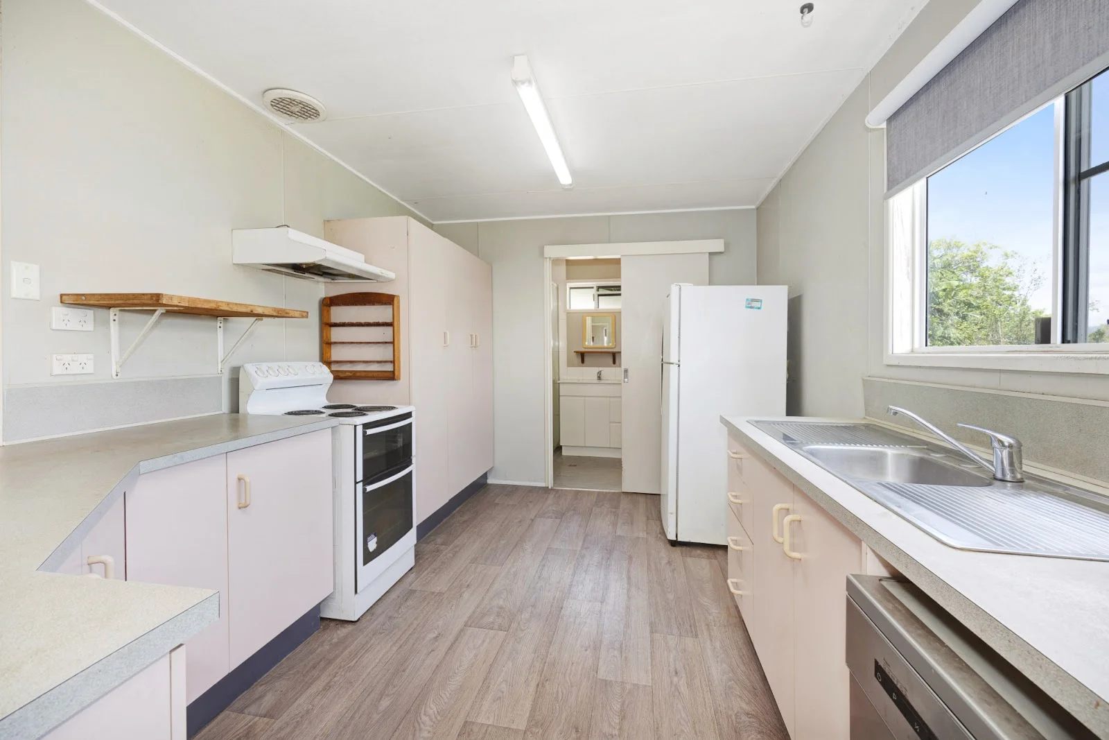 Additional image 3 of 1033 Riverway Drive, Rasmussen QLD 4815