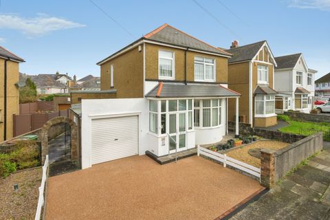 Plaistow Crescent, St Budeaux, Plymouth PL5