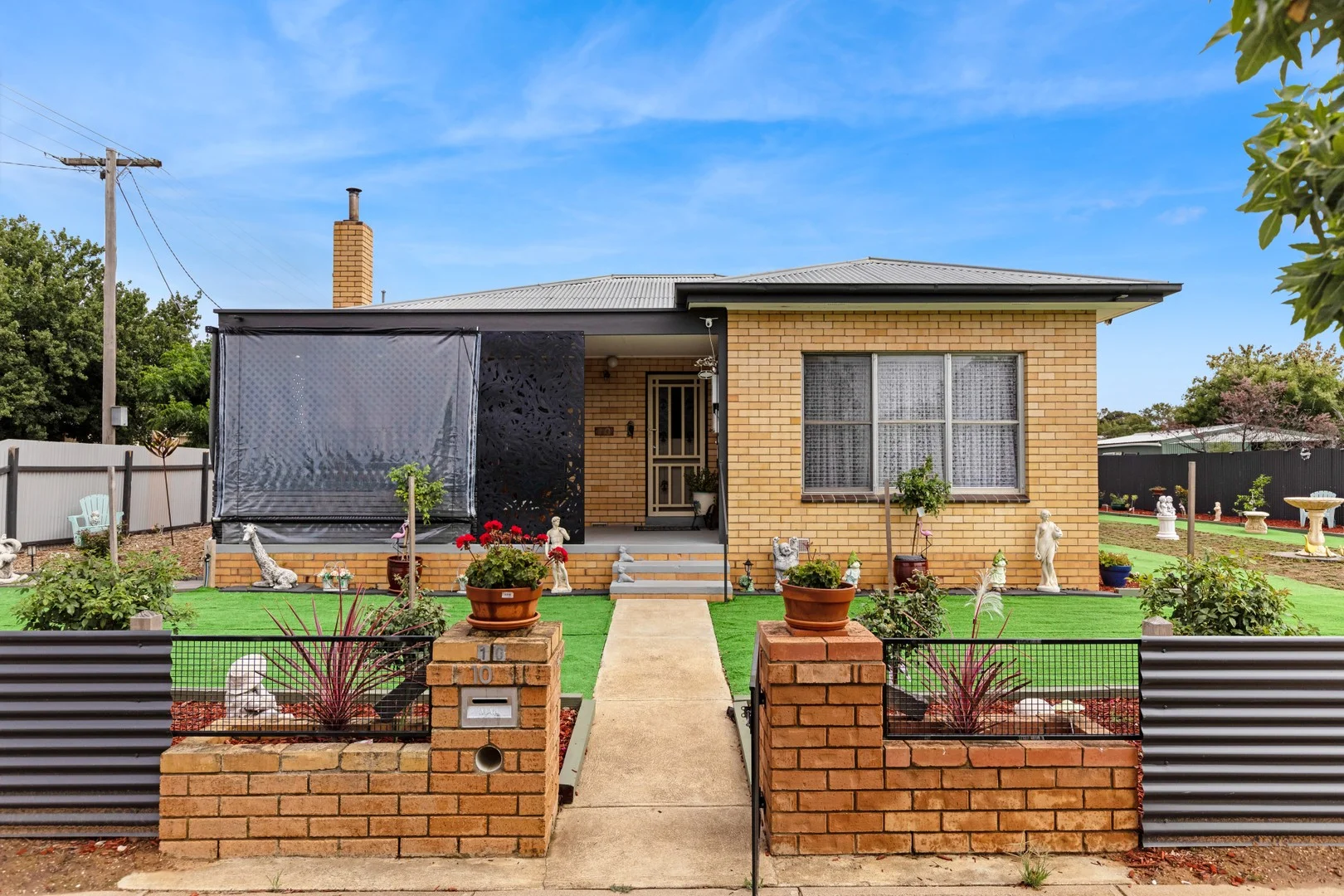 10 Armstrong Street, Charlton VIC 3525