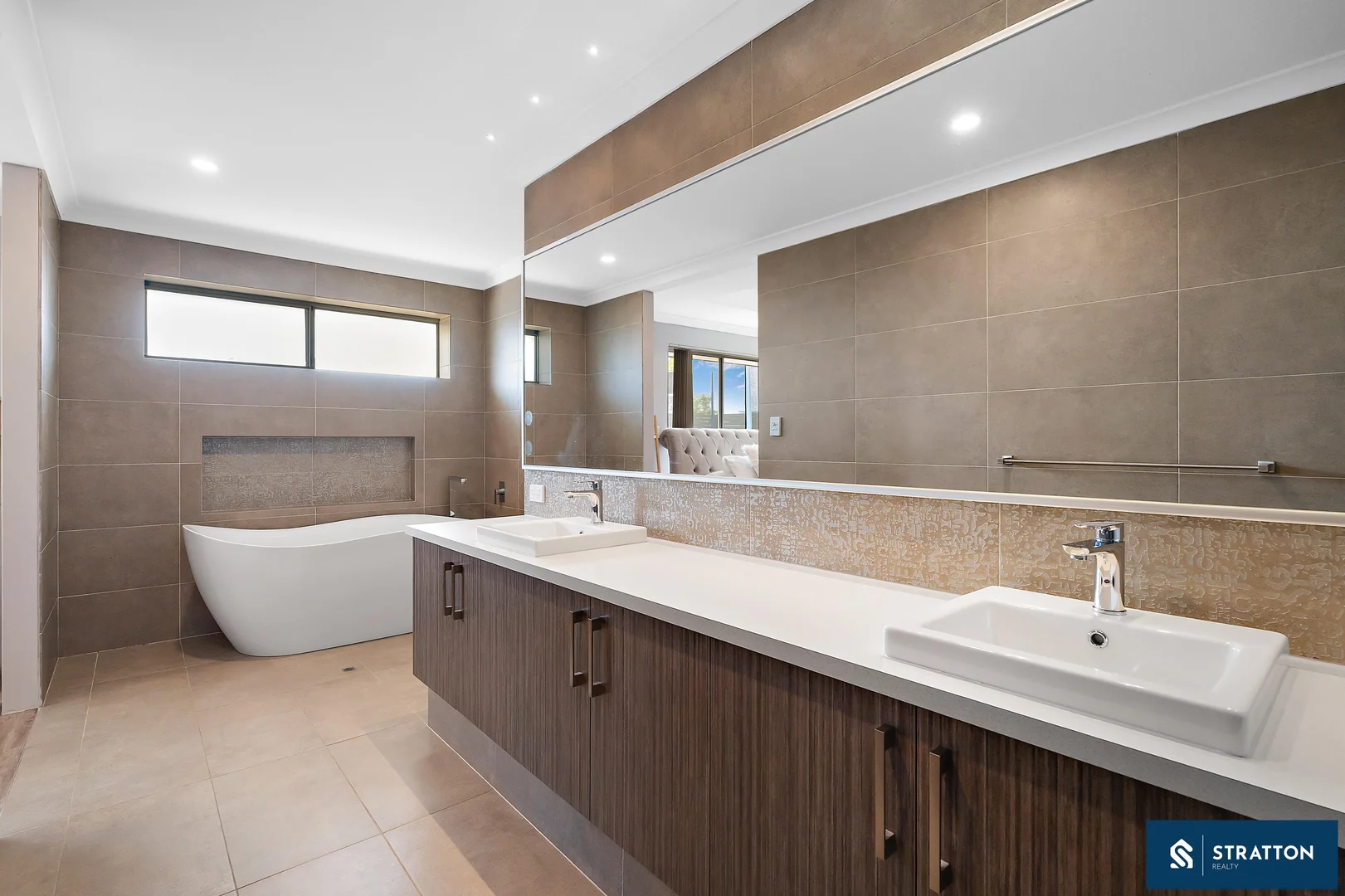 Additional image 28 of 2 Plavin Street, Piara Waters WA 6112