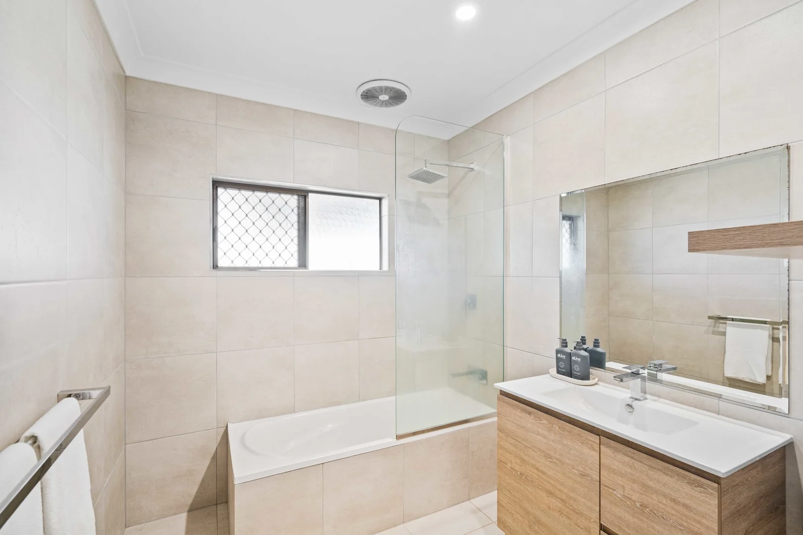 Additional image 17 of 3 Amarina Close, Caravonica QLD 4878