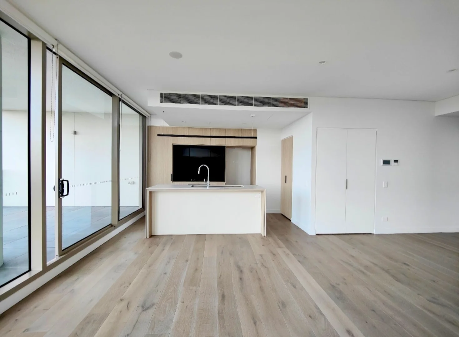 806/22 Langston Place, Epping NSW 2121 photo 2