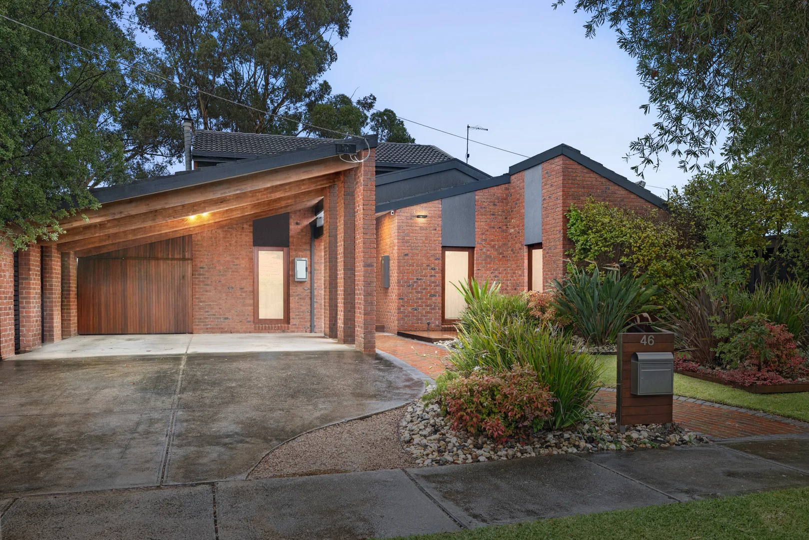 Additional image 2 of 46 Manorvale Parade, Werribee VIC 3030