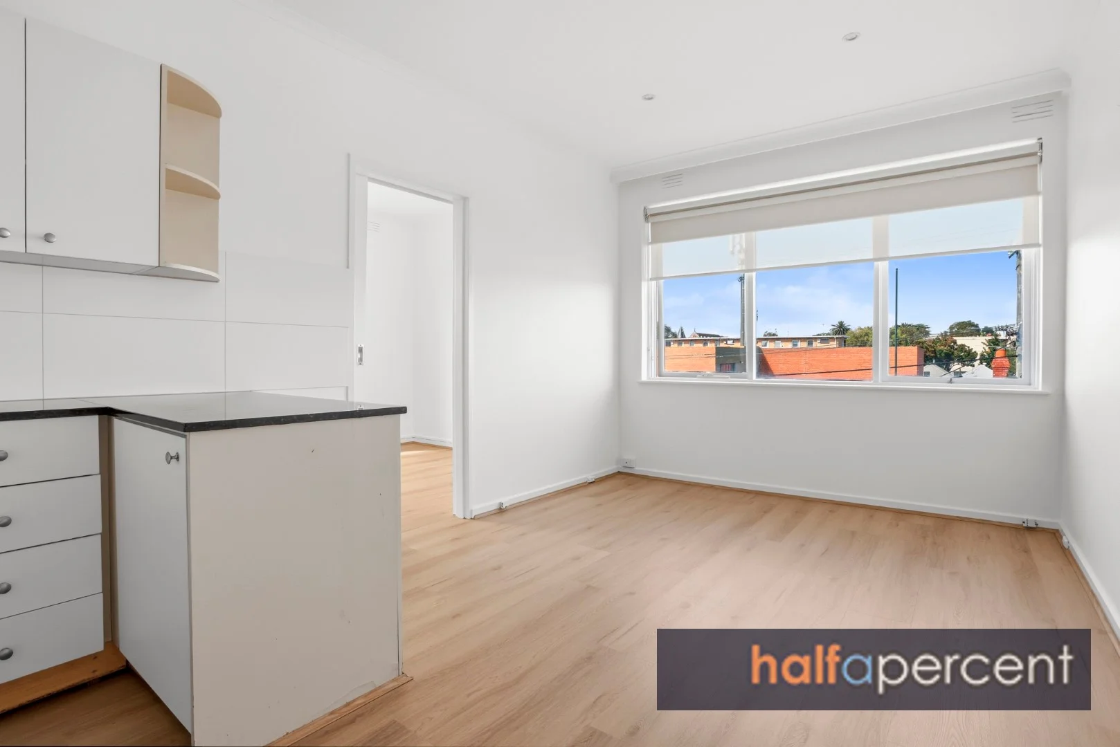 8/3 Balston Grove, Balaclava VIC 3183