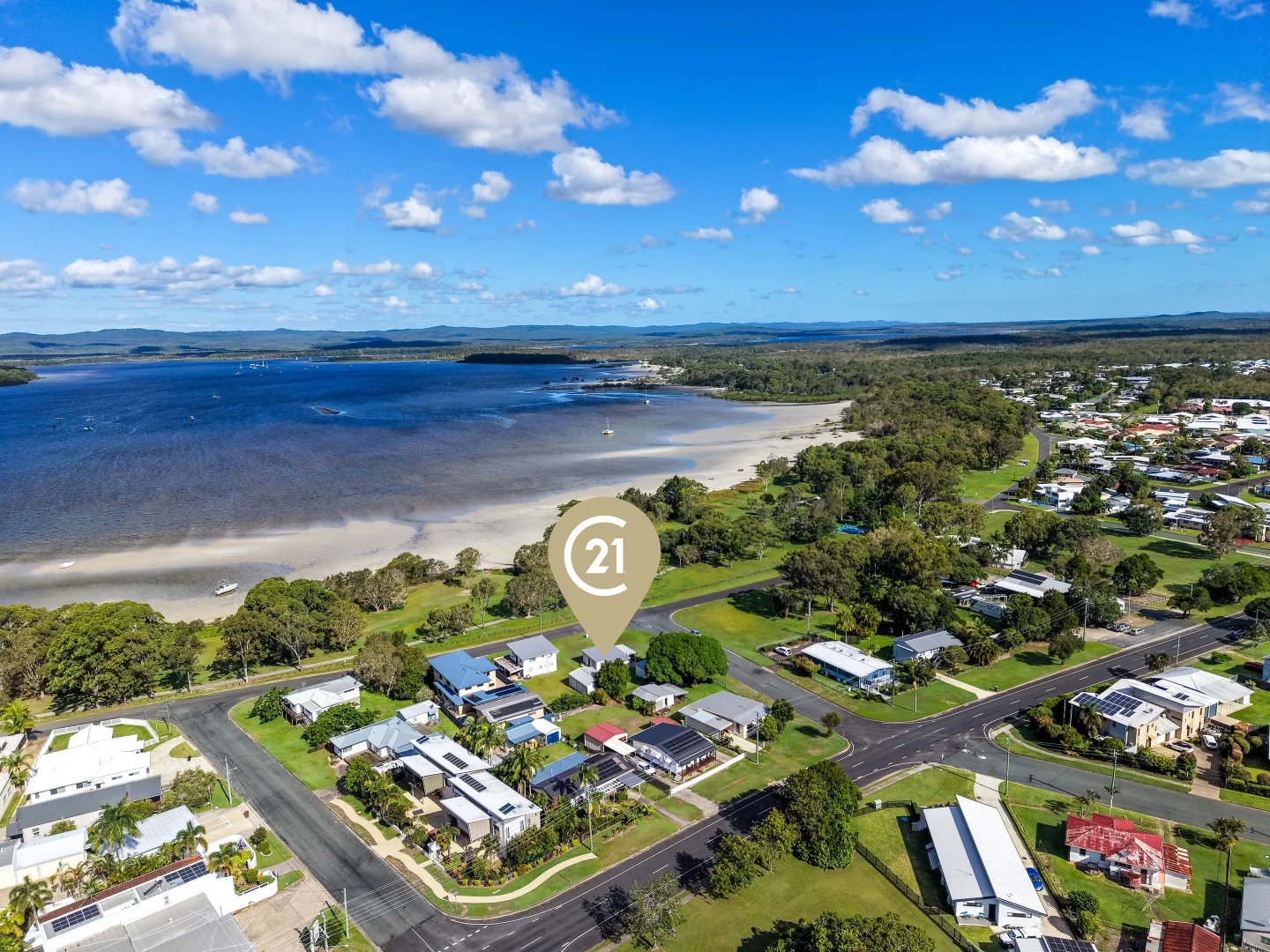 Additional image 16 of 64 Esplanade, Tin Can Bay QLD 4580