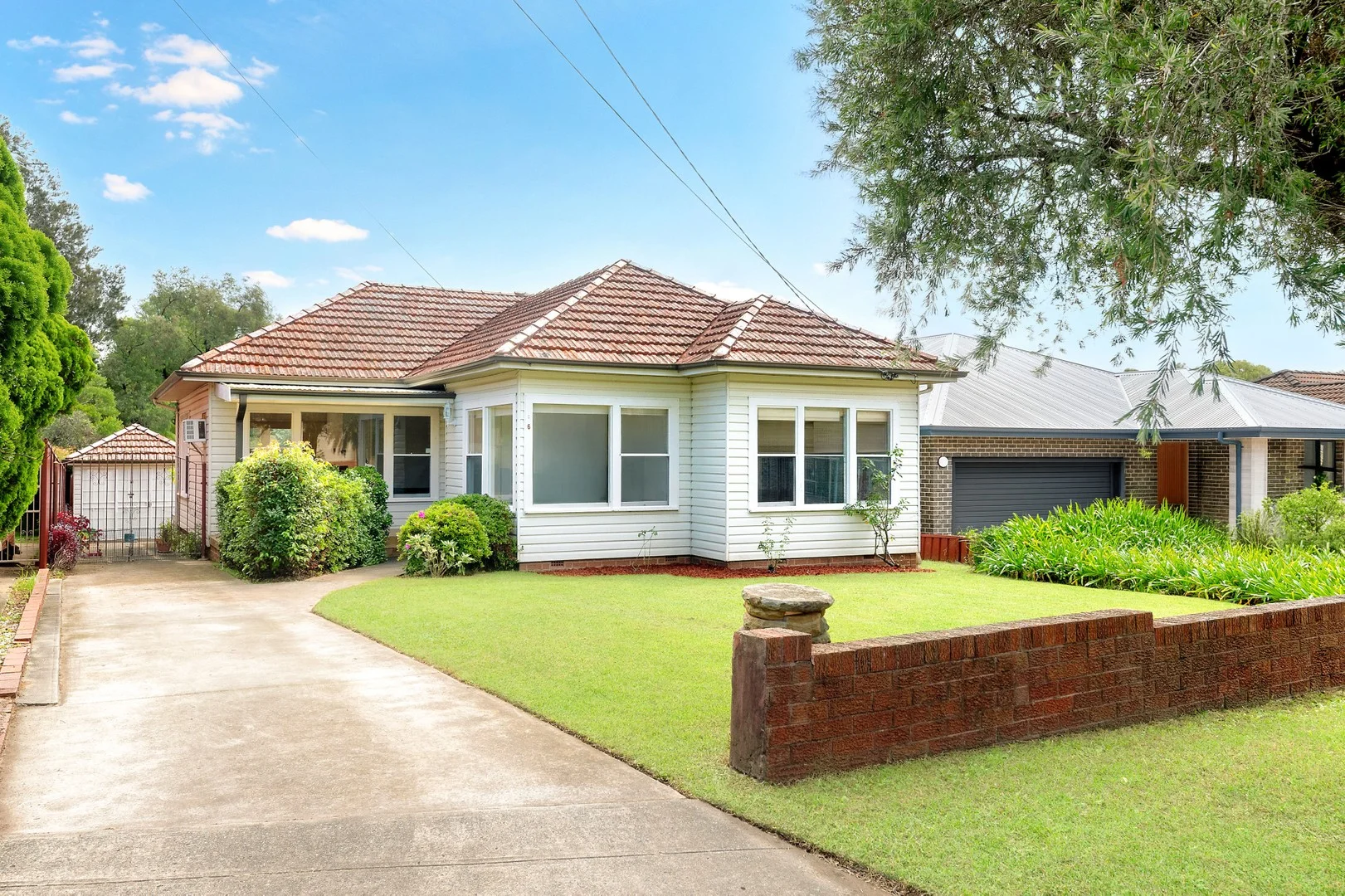 6 Fenwick Avenue, Roselands NSW 2196