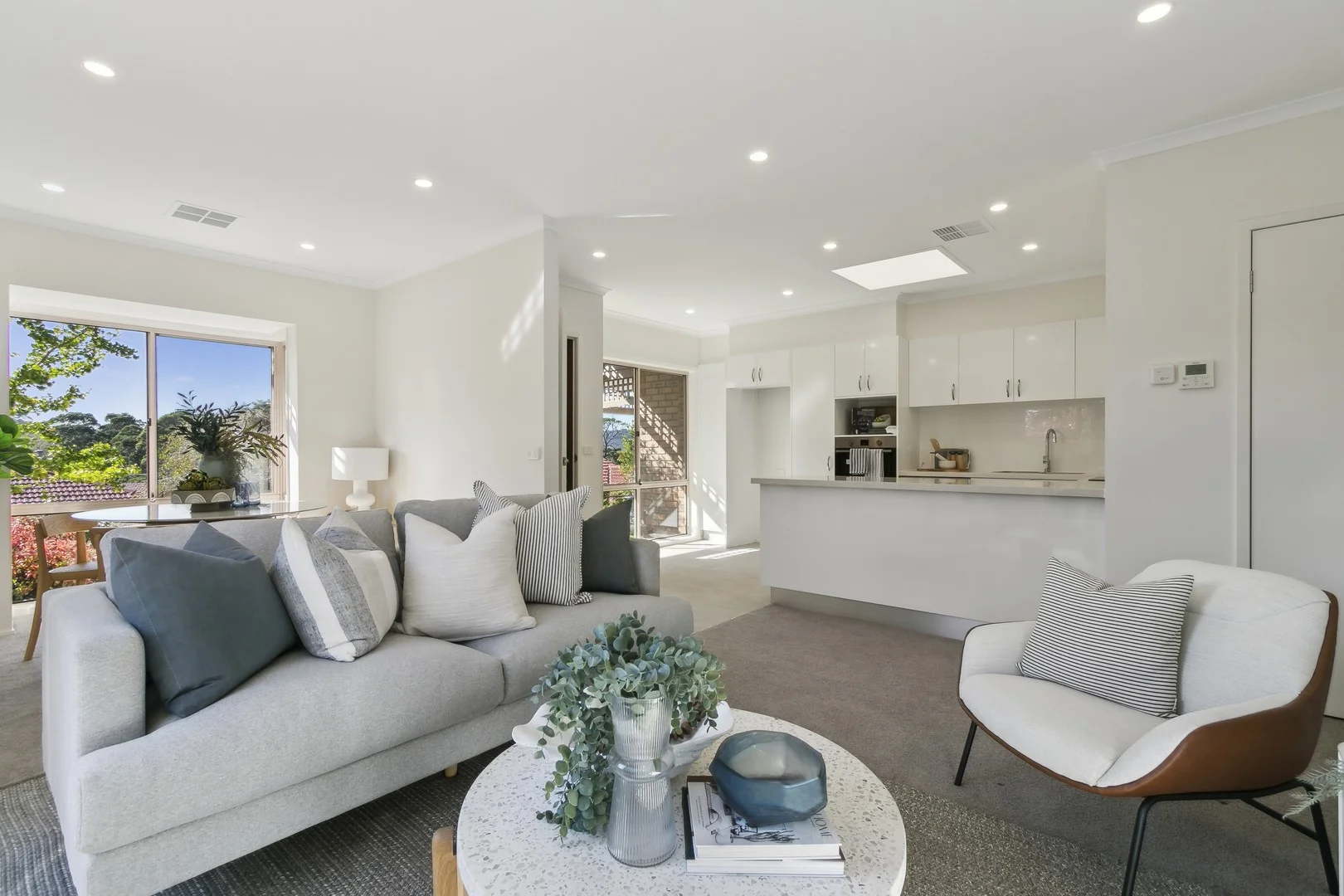 189/2 Rochester Parade, Cranbourne East VIC 3977