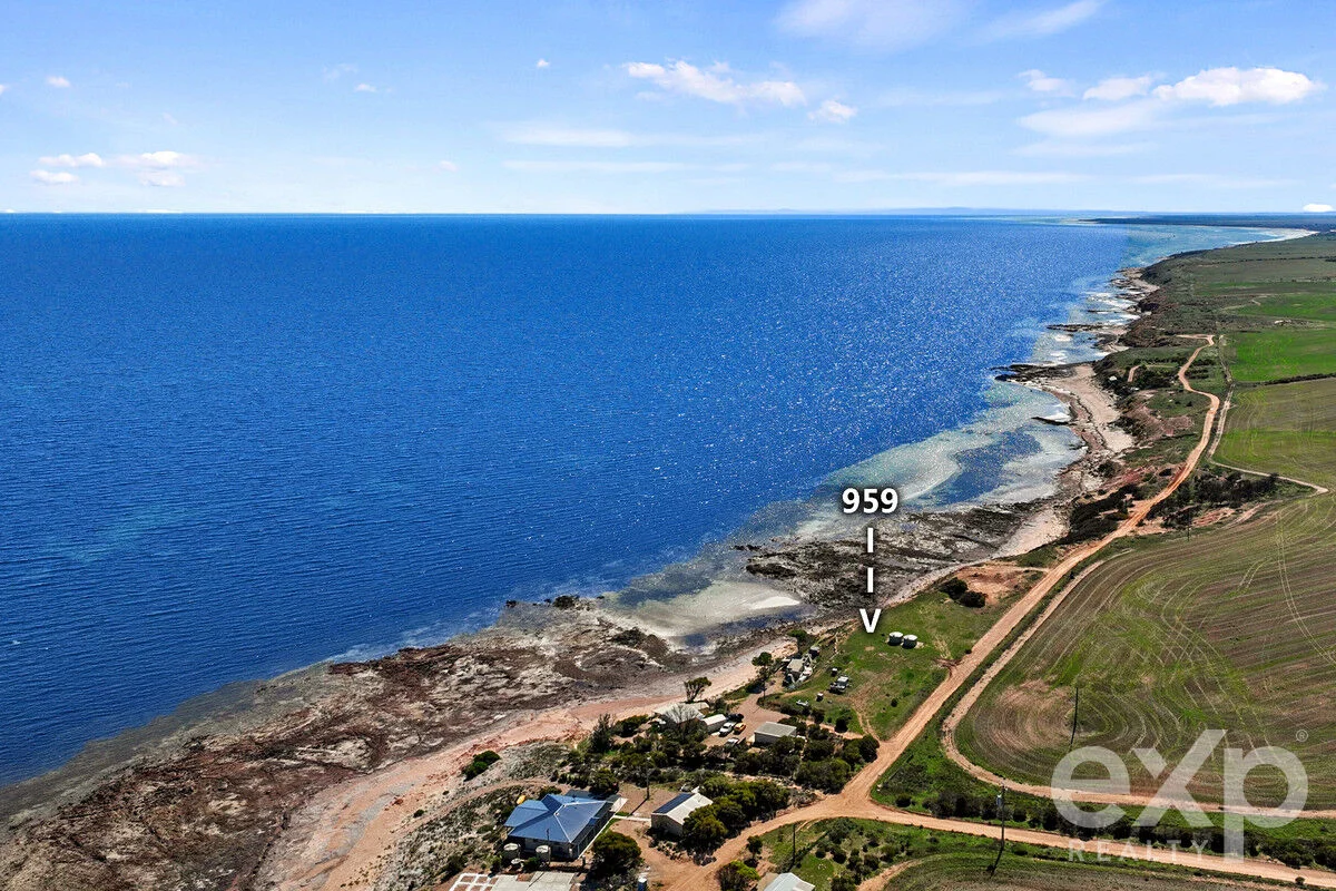 959 Myponie Point Drive, Tickera SA 5555