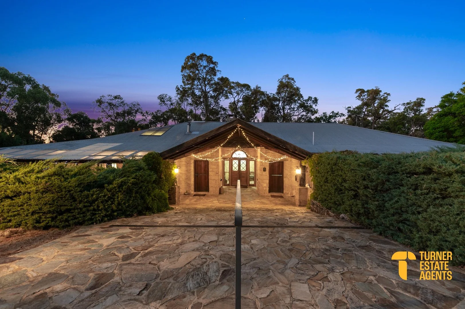2050 Stoneleigh Road, Stoneville WA 6081