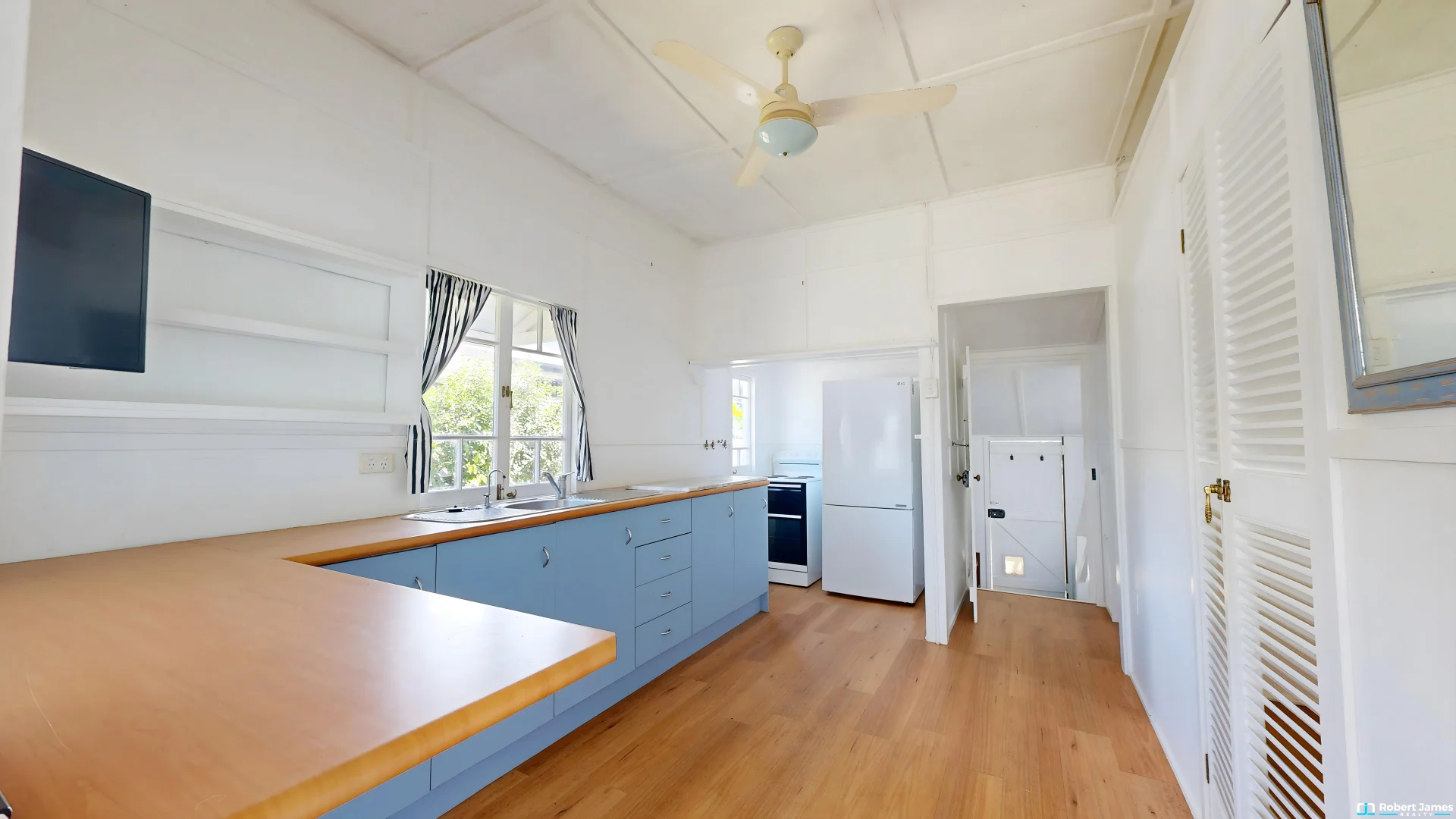 Additional image 8 of 12 Orchard Avenue, Boreen Point QLD 4565